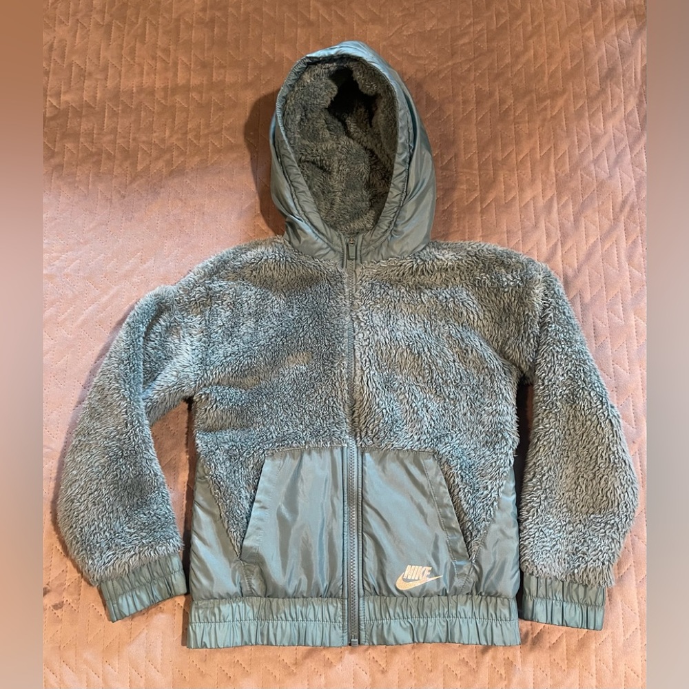 nike jacket kids size small green NWOT